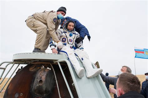  Cosmonaut Ivan, An Epic Symphony of Humanity and Technology